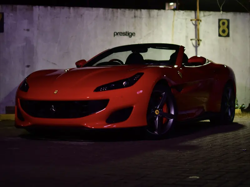 Ferrari Portofino, side