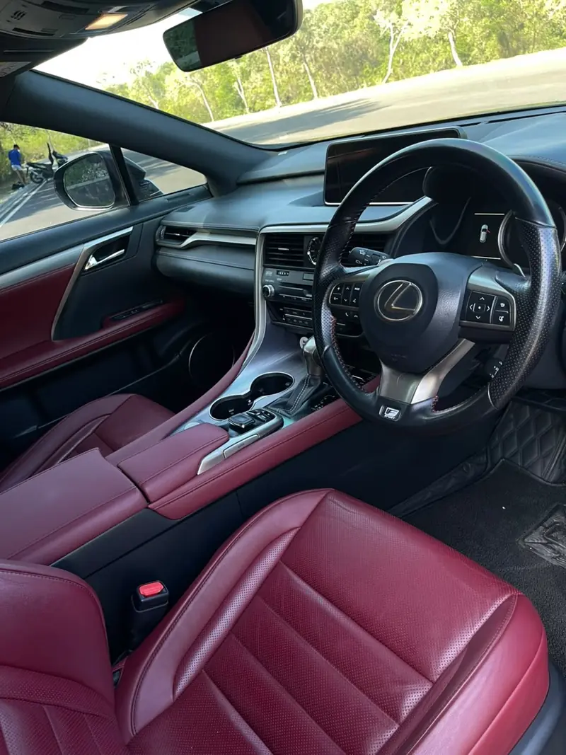 Lexus RX 300 Black, interior